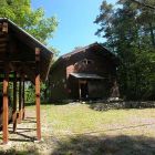 vacation-rental-hinata-carport.jpg
